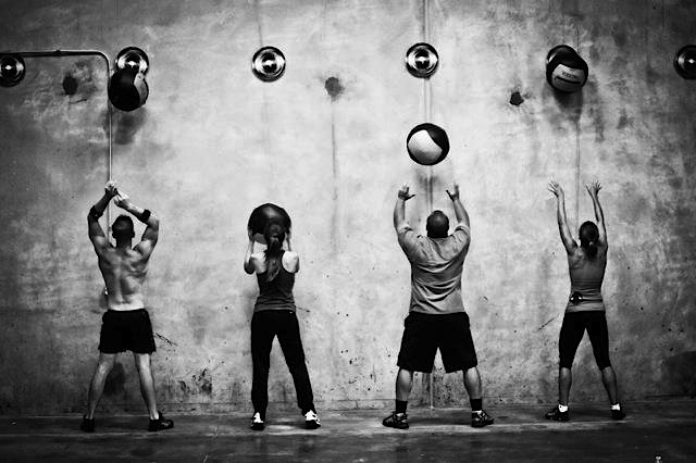 mississauga-elite-fitness-wall-balls
